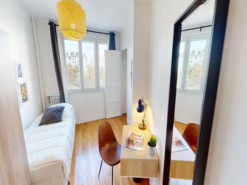 Photo de la colocation : Chambre en colocation de 5 à Paris - Chambre à Paris - Place De La Porte De Châtillon