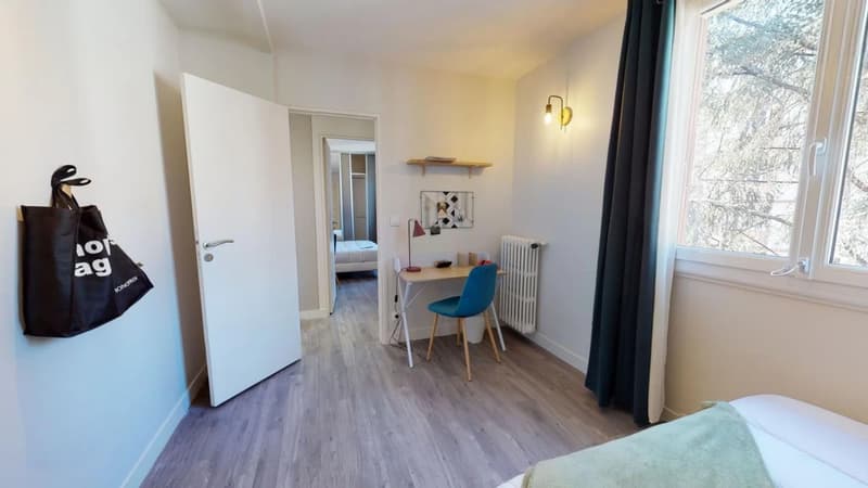 Photo de la colocation : Chambre en colocation de 5 à Paris - Chambre à Paris - Rue Esquirol, Salpêtrière