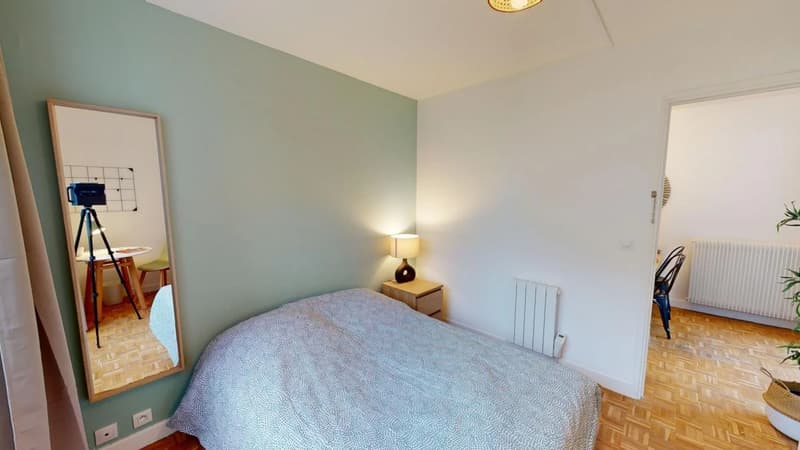 Photo de la colocation : Chambre en colocation de 5 à Paris - Chambre à Paris - Allée De Fontainebleau