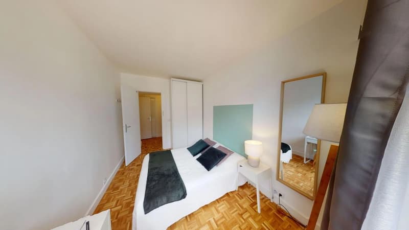 Photo de la colocation : Chambre en colocation de 4 à Paris - Chambre à Paris - Rue Michel Ange, Auteuil