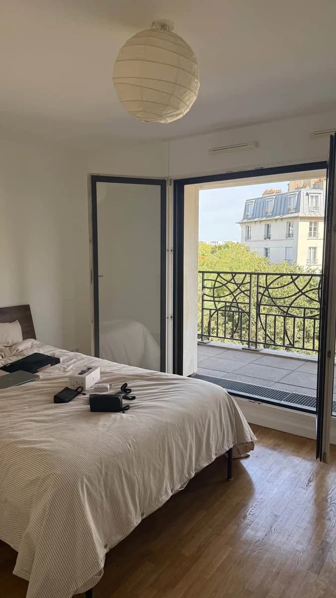 Photo de la colocation à Levallois-Perret : Chambre en appartement à 92300 - 550€/mois (meublé, avec parking)