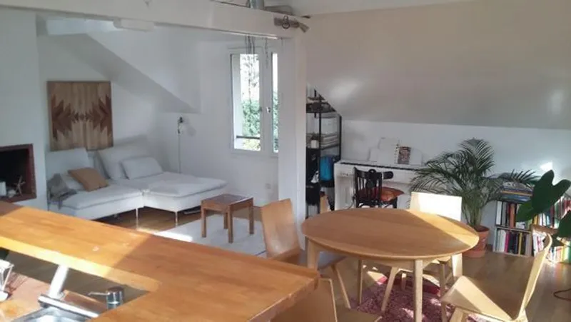 Photo de la colocation à Garches : Chambre dans colocation spacieuse pour jeune femme