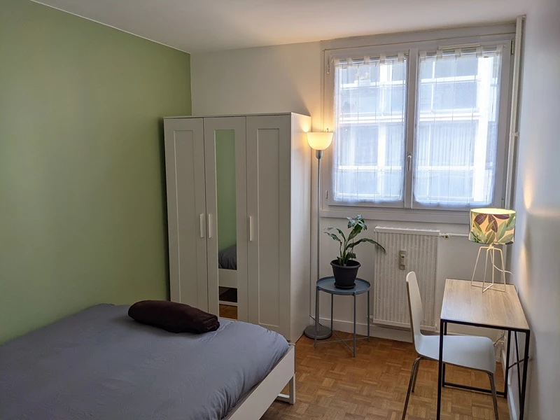 Photo de la colocation à Créteil : Chambre colorée et calme dans une colocation neuve