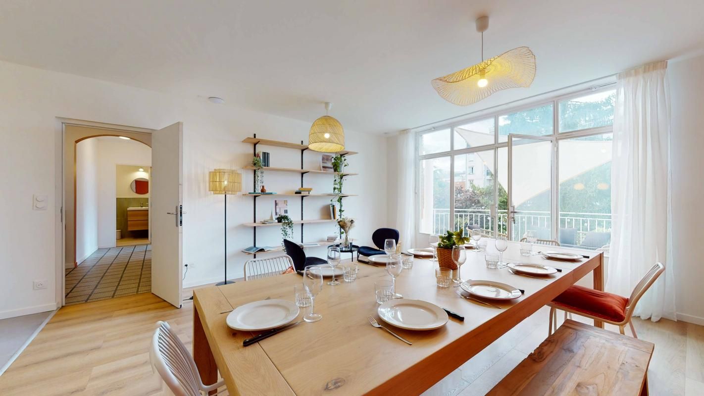 Photo de la colocation : Chambre en colocation de 11 à Clamart - Coliving à Clamart : Appartement de 260m2