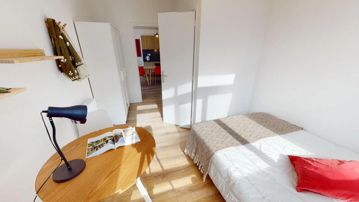 Photo de la colocation : Logement en colocation pour 11 personnes de 193m²