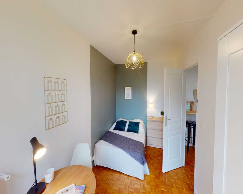 Photo de la colocation : Chambre en colocation de 6 à Paris - 30 Decaen - #2 - Chambre