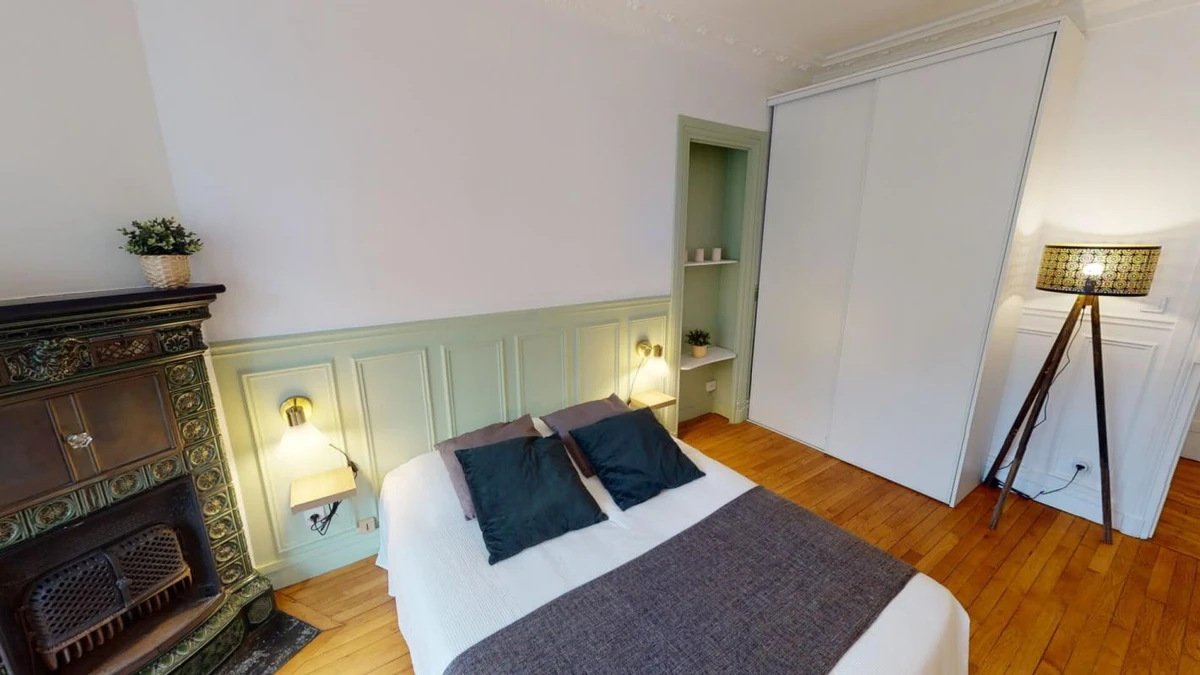Photo de la colocation : Chambre en colocation de 3 à Paris - Confortable chambre individuelle