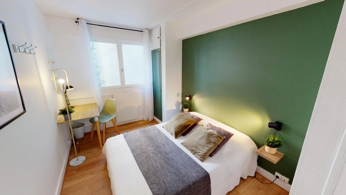 Photo de la colocation : Chambre en colocation de 4 à Paris - 61 Morillons - #2 - Chambre