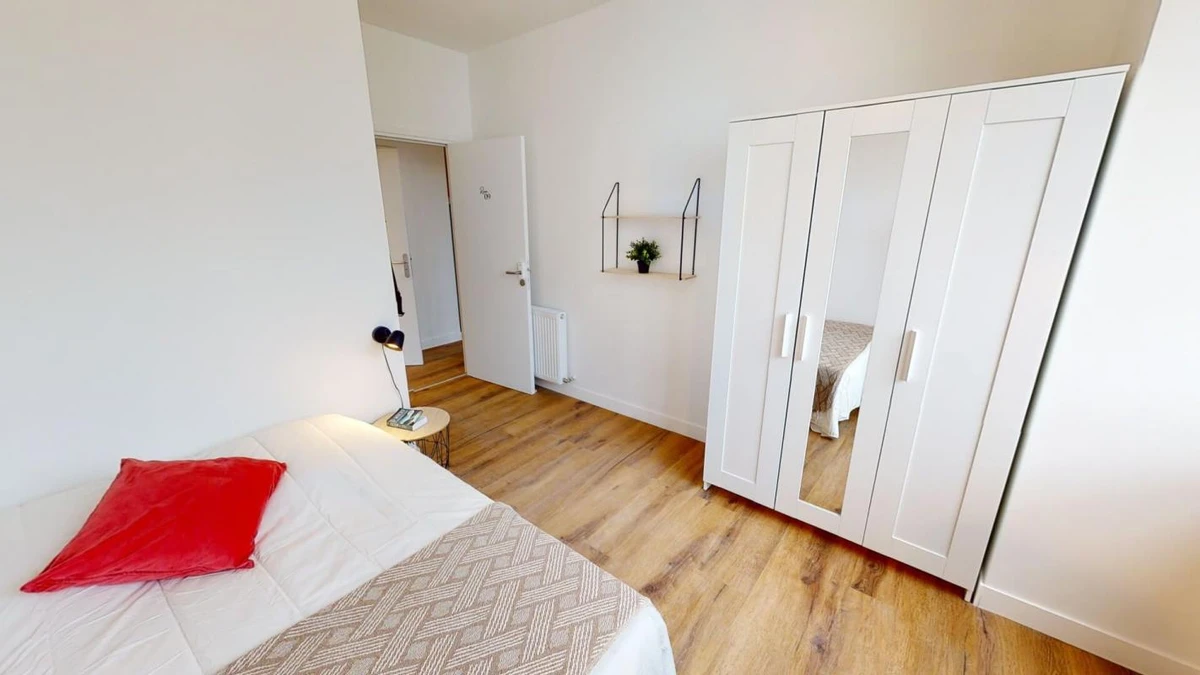 Photo de la colocation : Chambre en colocation de 11 à Asnieres Sur Seine - 108 Barbusse 106 - Chambre 9