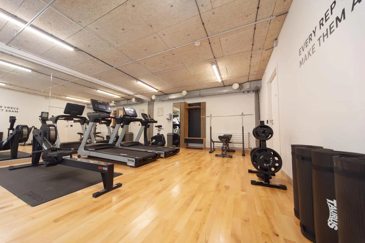 Photo de la colocation : Chambre en colocation de 12 à Paris - Coliving à Paris : Appartement de 410m2