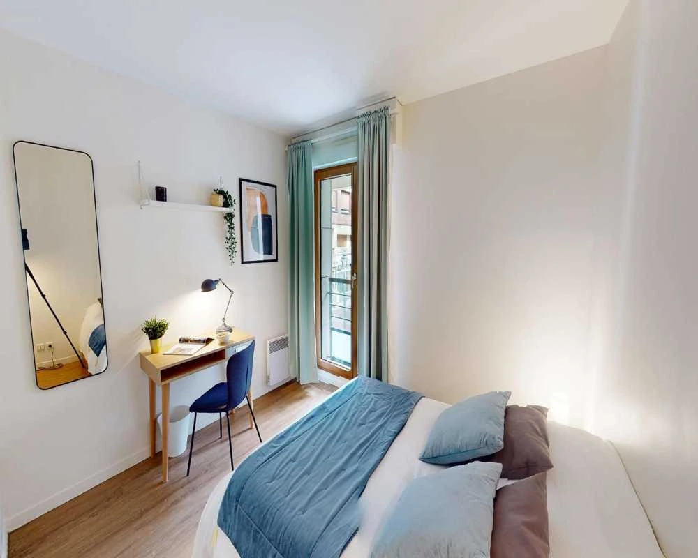 Photo de la colocation : Chambre en colocation de 6 à Paris - Confortable chambre individuelle