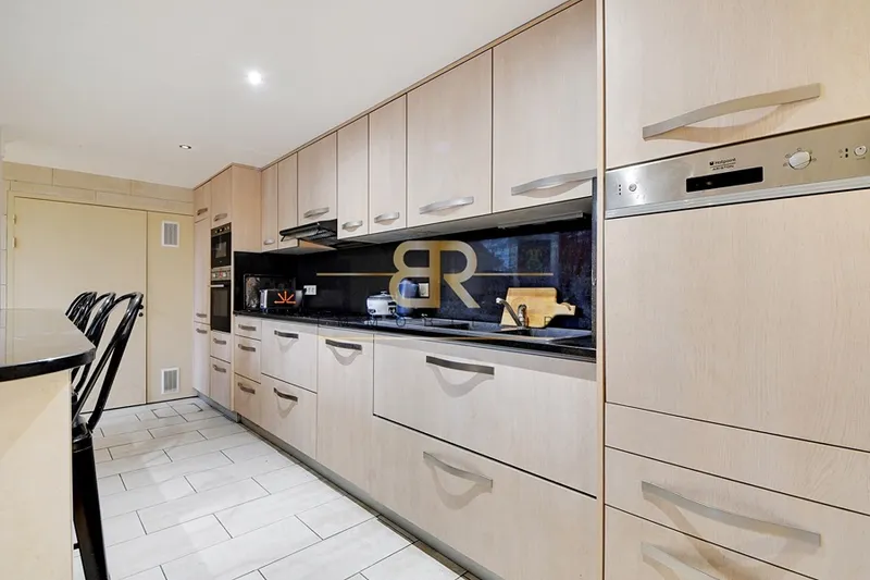 Photo de la colocation à Paris :  COLOCATION STANDING 125 M2