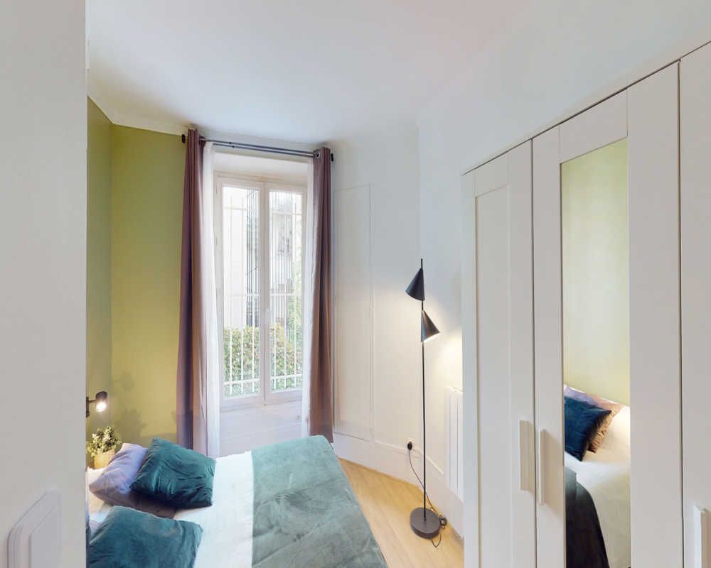 Photo de la colocation : Chambre en colocation de 5 à Paris - 6 Passy 3 - #1 - Chambre