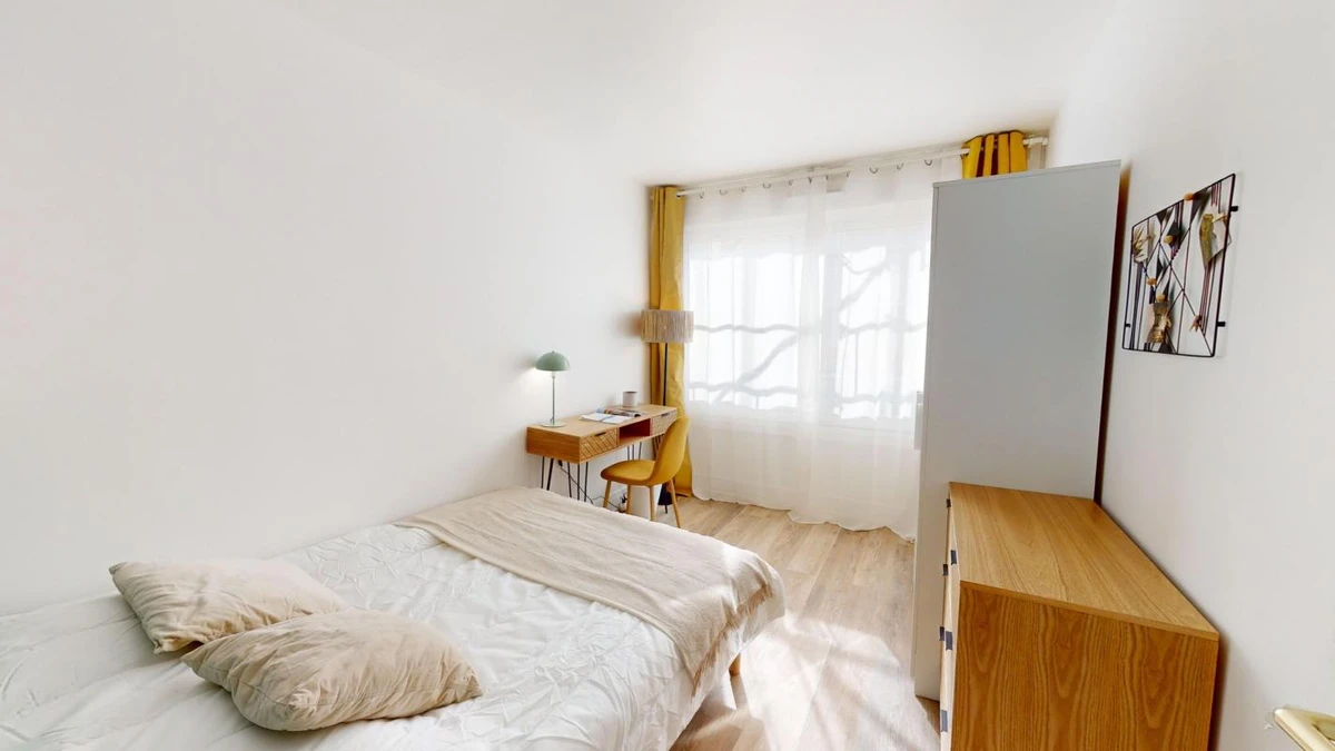 Photo de la colocation : Logement en colocation pour 5 personnes de 102m²