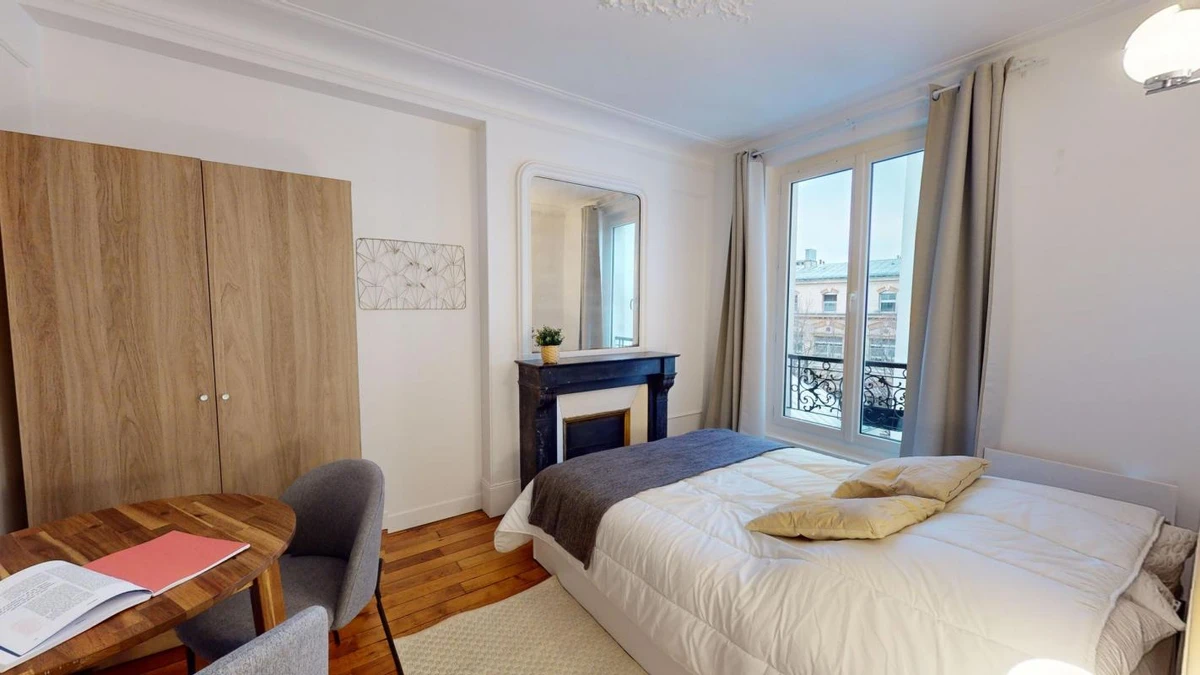 Photo de la colocation : Chambre en colocation de 3 à Paris - 6 Condorcet 4D - #2 - Chambre