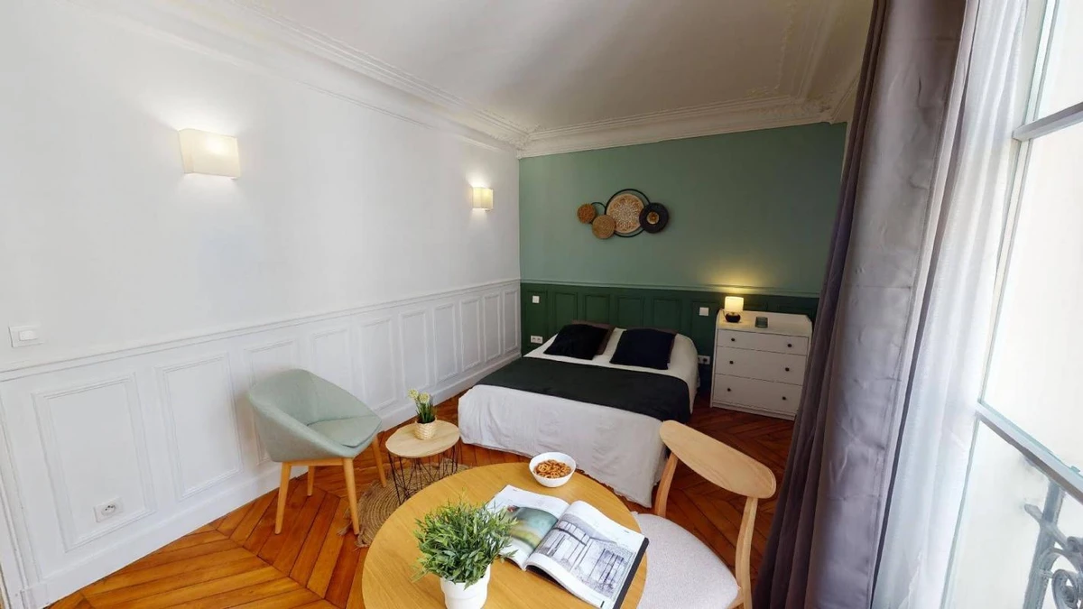 Photo de la colocation : Chambre en colocation de 4 à Paris - Confortable chambre individuelle