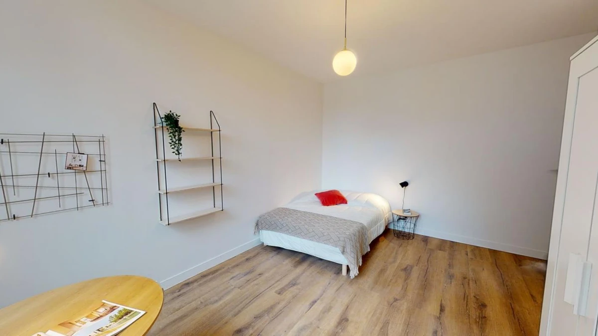 Photo de la colocation : Logement en colocation pour 11 personnes de 222m²