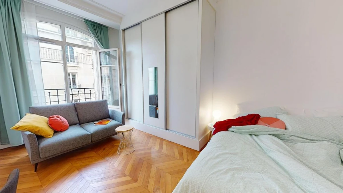 Photo de la colocation : Chambre en colocation de 6 à Paris - 19 Duclaux - #1 - Chambre