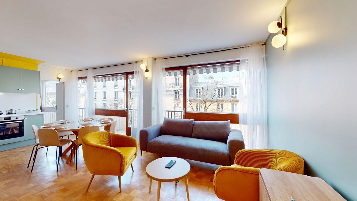 Photo de la colocation : Chambre en colocation de 7 à Paris - Colocation à Paris : Appartement de 10m2