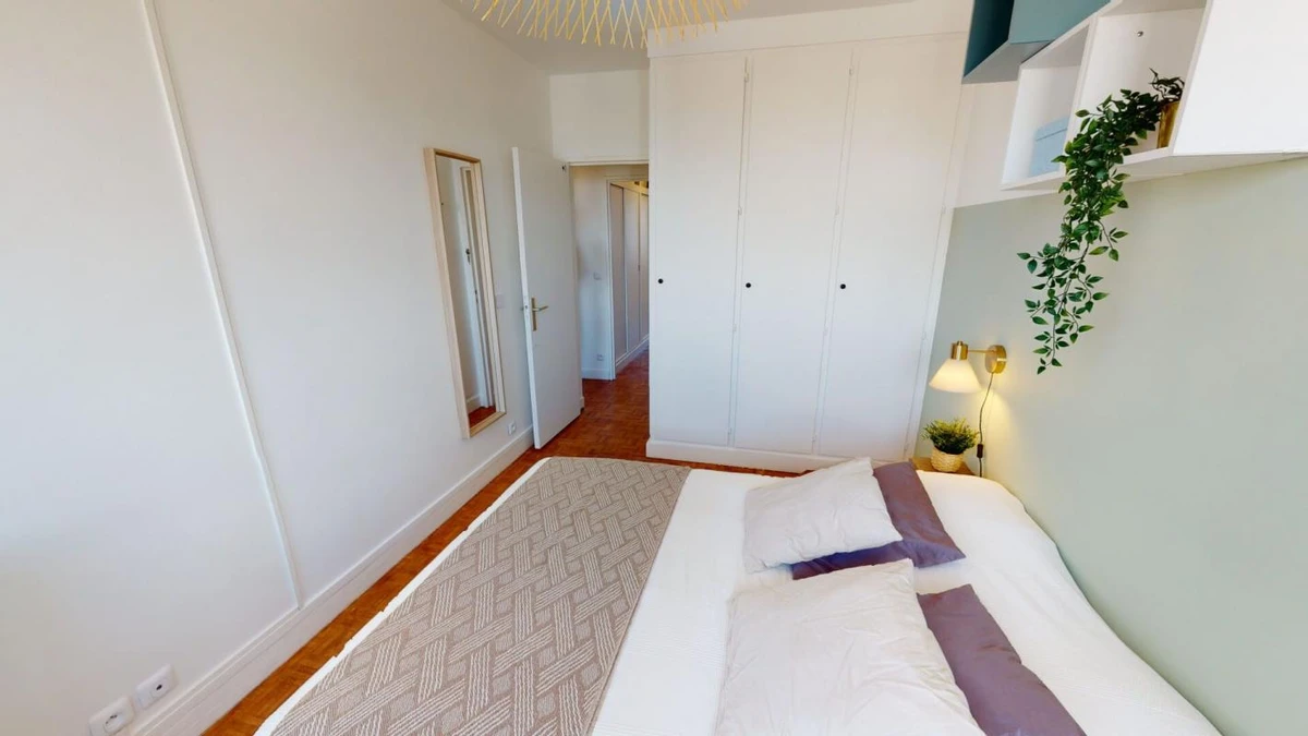 Photo de la colocation : Chambre en colocation de 8 à Paris - Confortable chambre individuelle