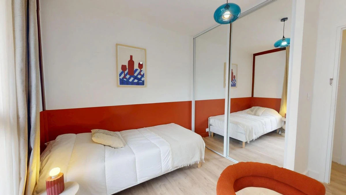 Photo de la colocation : Chambre en colocation de 3 à Paris - 118 Faure - #3 - Chambre