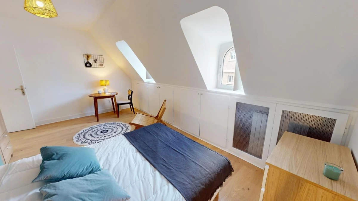 Photo de la colocation : Chambre en colocation de 6 à Paris - 24 Penthièvre - #2 - Chambre