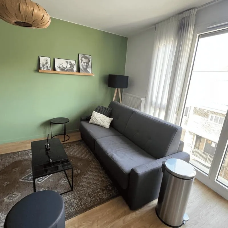 Photo de la colocation : Chambre en colocation de 1 à Ivry Sur Seine - Résidence à Ivry-sur-Seine : Appartement de 29m2