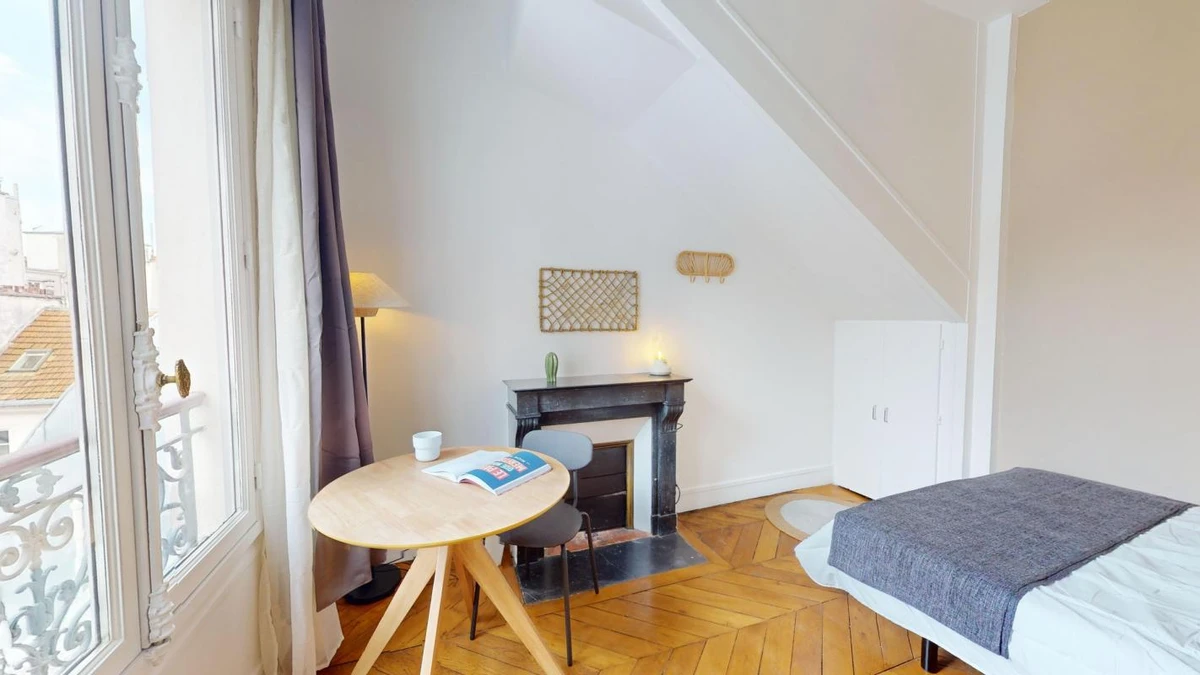 Photo de la colocation : Chambre en colocation de 8 à Paris - 80 Taitbout B3 - 4 - #1 - Chambre