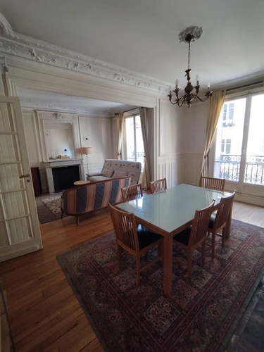 Photo de la colocation à Paris : Room Available in Beautiful Apartment Paris 5th