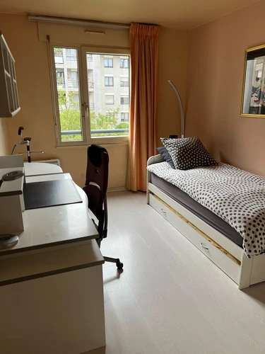 Photo de la colocation à Paris : Cohabitation Intergénérationnelle