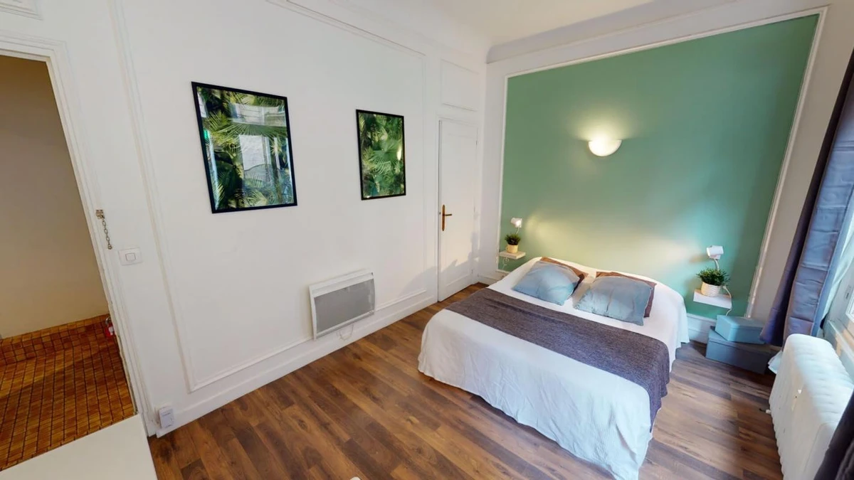 Photo de la colocation : Chambre en colocation de 4 à Paris - 42 Pompe - Chambre 1