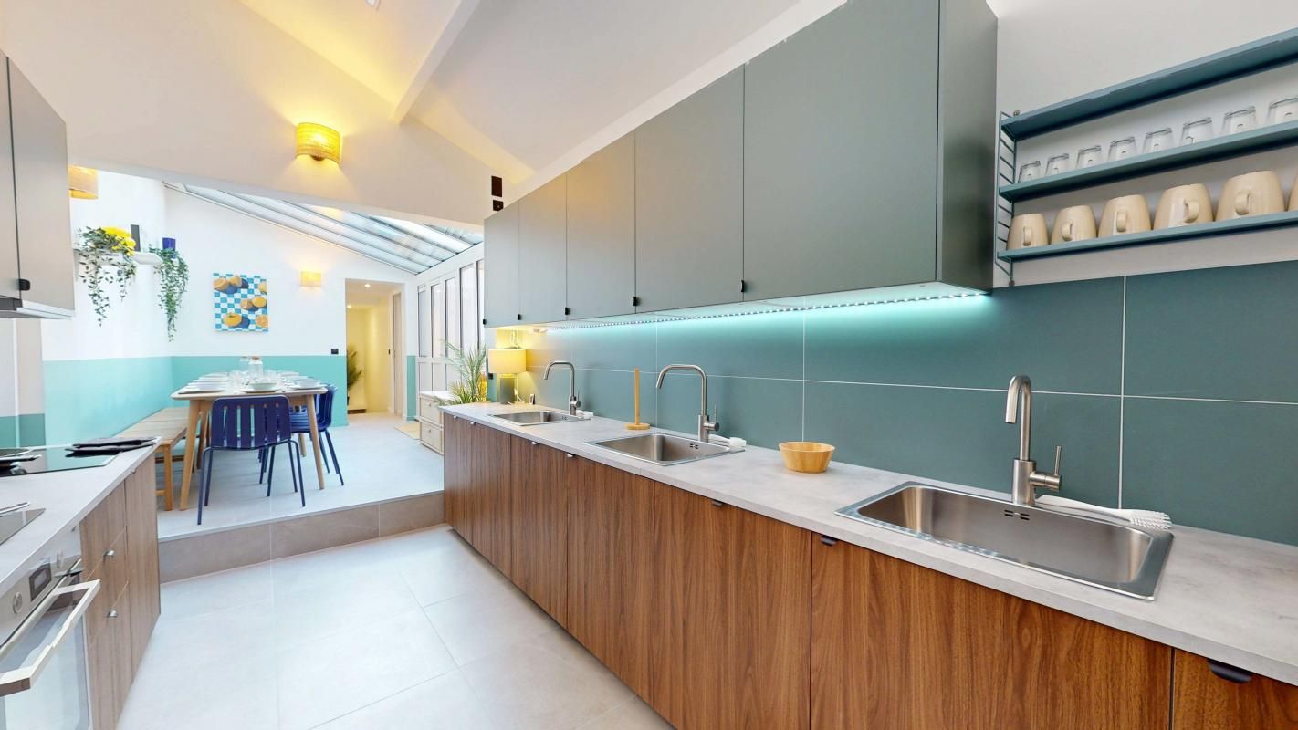 Photo de la colocation : Chambre en colocation de 15 à Paris - Coliving à Paris : Appartement de 359m2