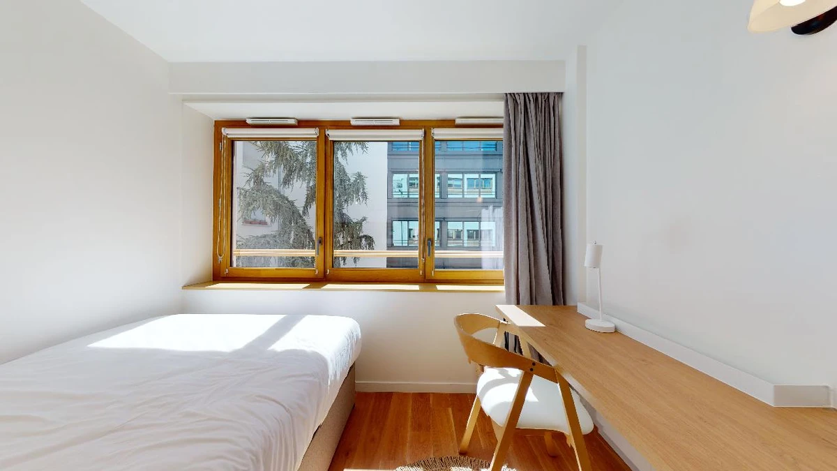 Photo de la colocation : Chambre en colocation de 1 à Paris - Résidence à Paris : Appartement de 12m2