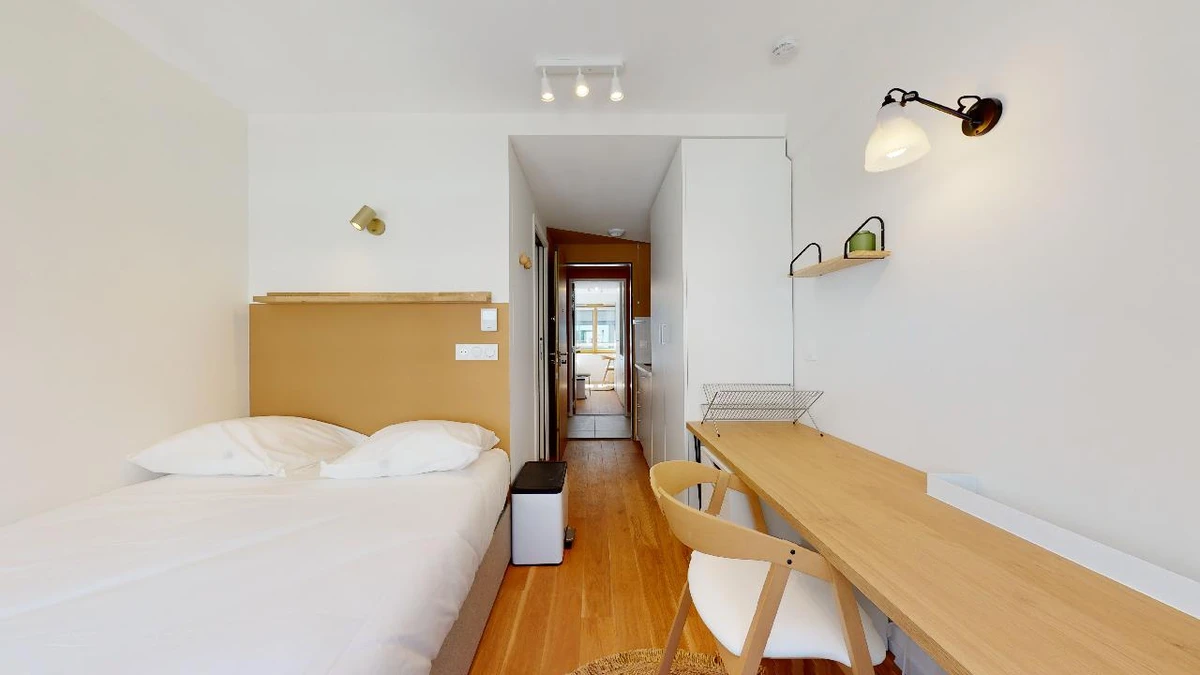 Photo de la colocation : Chambre en colocation de 1 à Paris - Résidence à Paris : Appartement de 13m2