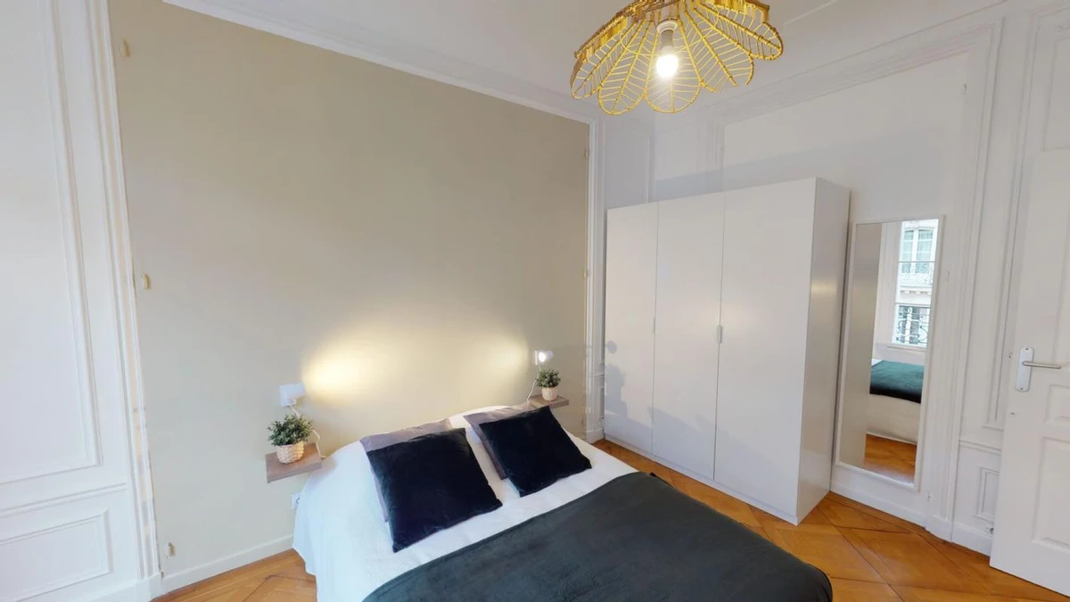 Photo de la colocation : Chambre en colocation de 6 à Paris - 25 Boissière - Chambre 5