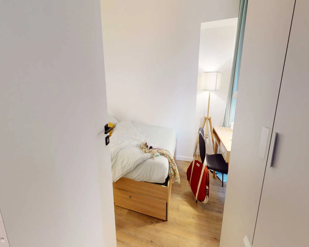 Photo de la colocation : Chambre en colocation de 6 à Paris - 32 Rochechouart - #2 - Chambre