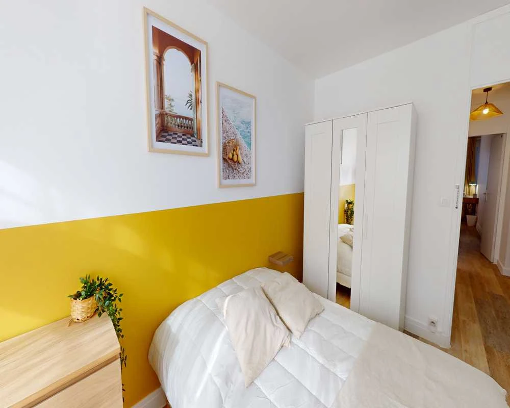 Photo de la colocation : Chambre en colocation de 5 à Paris - 16 Vouillé 2 - #3 - Chambre