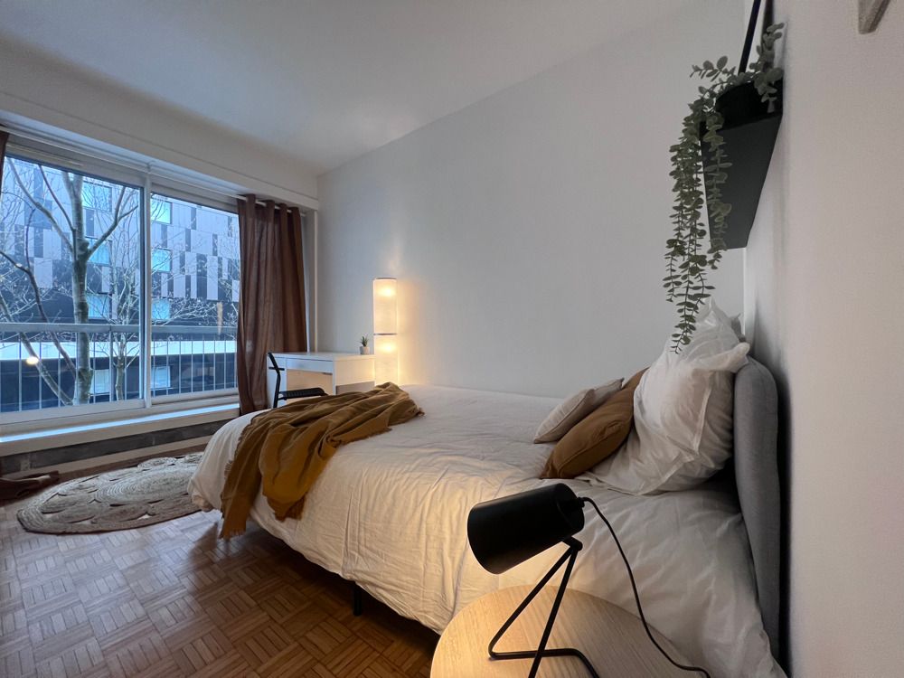 Photo de la colocation : Chambre en colocation de 5 à Courbevoie - Chambre