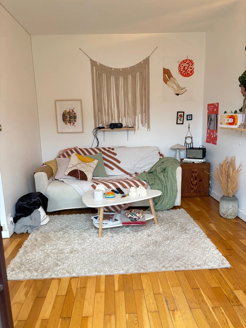 Photo de la colocation à Les Lilas : Mairie des Lilas – Chambre dispo uniquement filles