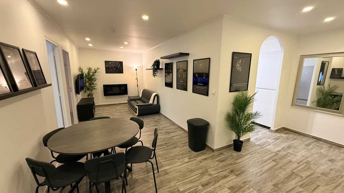 Photo de la colocation à Évry-Courcouronnes : Colocation – Chambres Spacieuse – Tout inclus