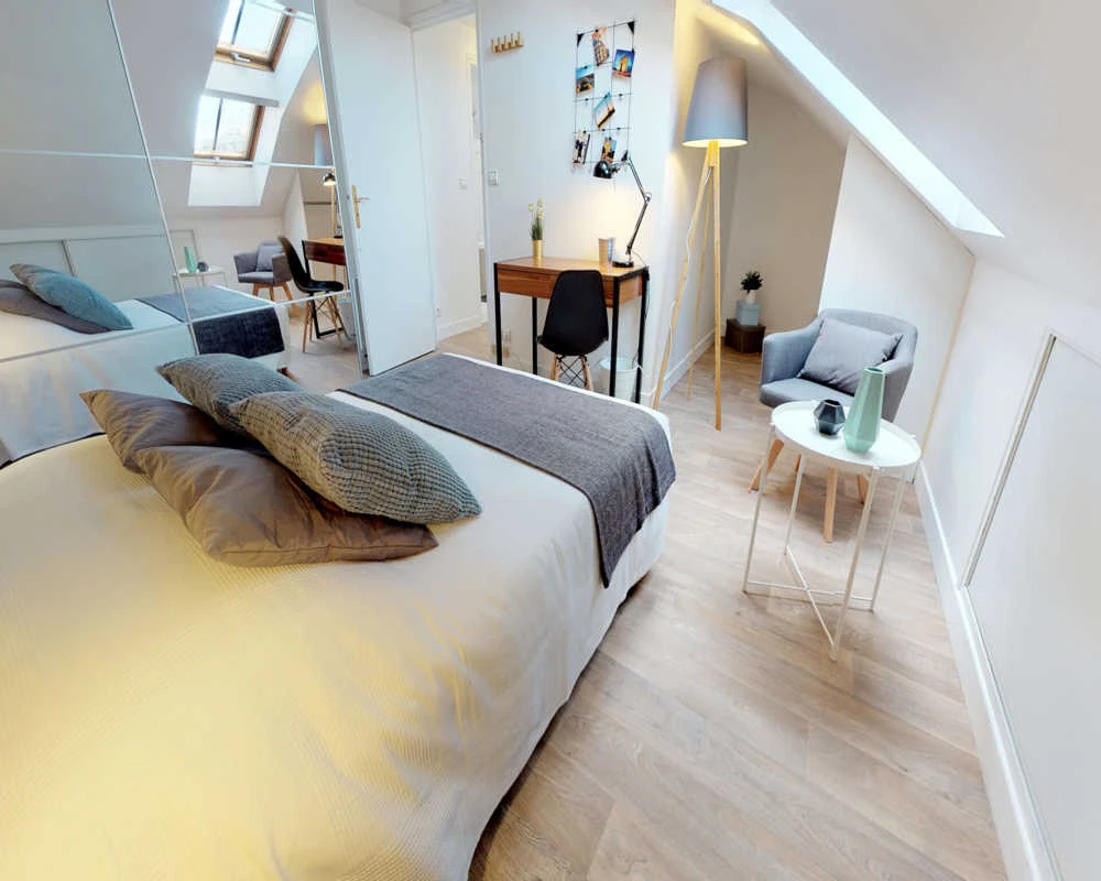 Photo de la colocation : Chambre en colocation de 7 à Paris - 3 Septembre 6A - #3 - Chambre