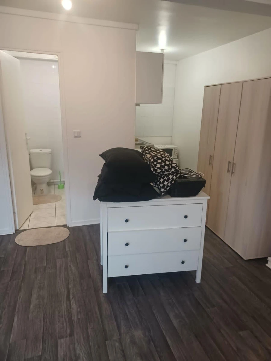 Photo de la colocation à Paris : Mise en location studio meublé 