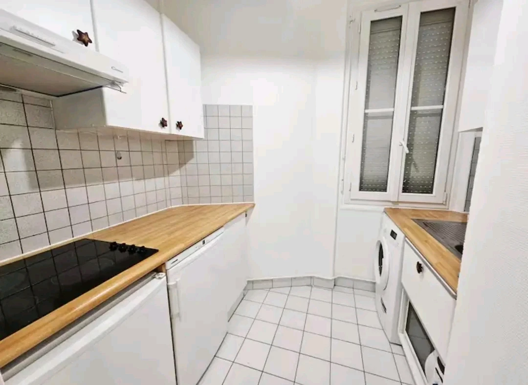 Photo de la colocation à Paris : Grand studio à louer 