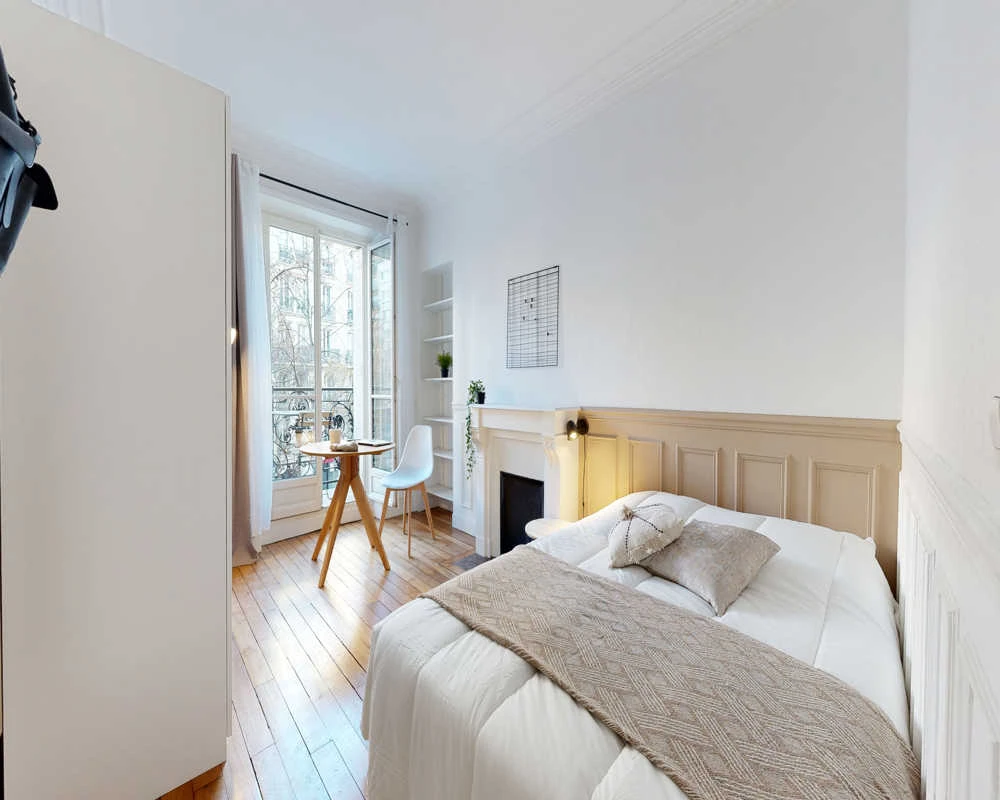 Photo de la colocation : Chambre en colocation de 3 à Paris - Confortable chambre individuelle