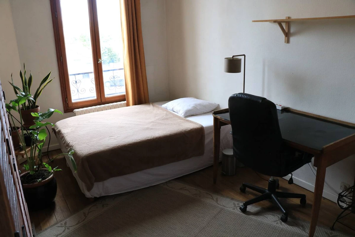 Photo 3