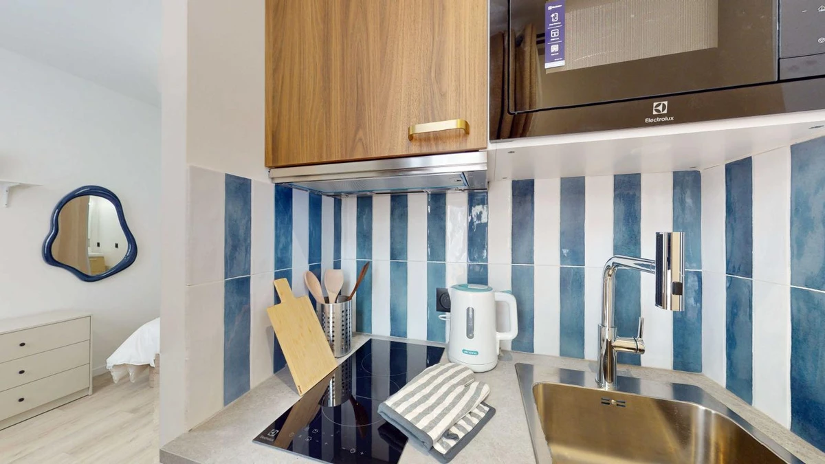 Photo de la colocation : Chambre en colocation de 1 à Paris - Résidence à Paris : Appartement de 21m2