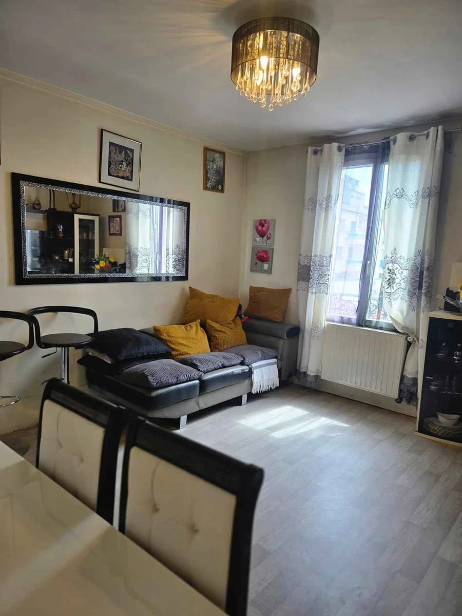 Photo de la colocation à Maisons-Alfort : Chambre en appartement à Maisons-Alfort (meublé)