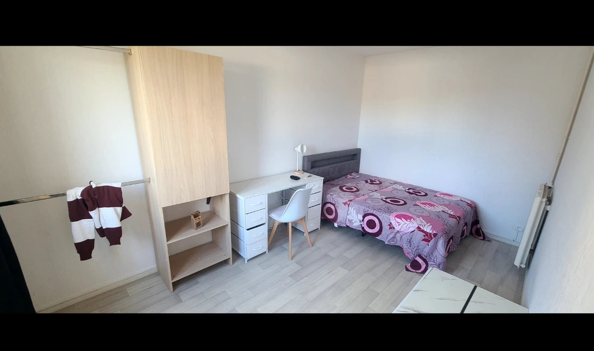 Photo 2